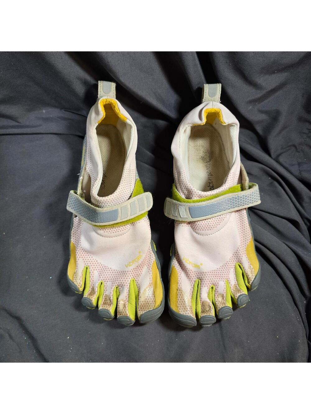 Vibram FiveFingers Bikila Barefoot Running Shoes Grey SZ 39 Womens 8